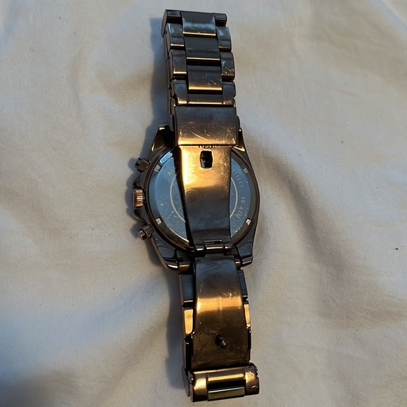 Michael Kors Womens Watch - Picture 3 of 8